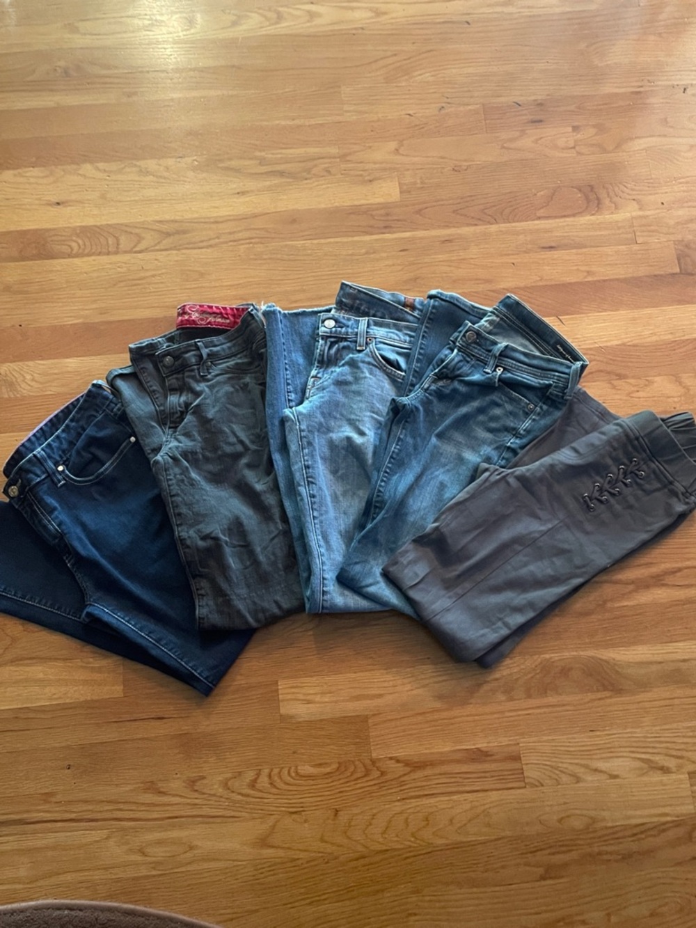 Women’s Straight Leg Jeans - Blue & Gray Mix (5 Jeans for the price of 1)